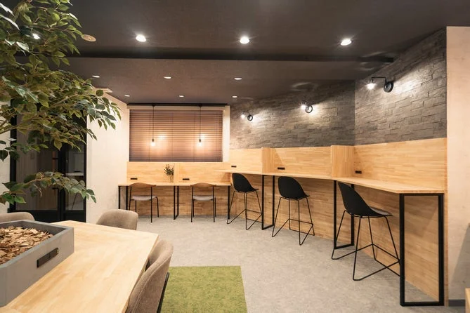 集中・休憩のためのクローズドな空間の別アングル