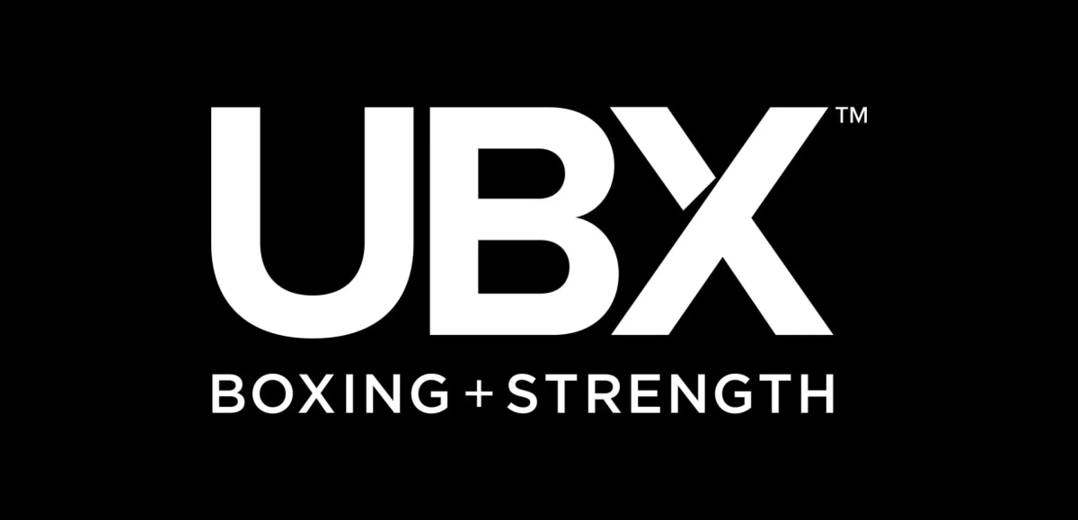 「UBX™ BOXING + STRENGTH」と書かれたロゴ画像です。黒い背景に白い文字で、シンプルかつ力強いデザインが特徴で、ボクシングと筋力トレーニングを組み合わせたフィットネスブランドを示唆しています。