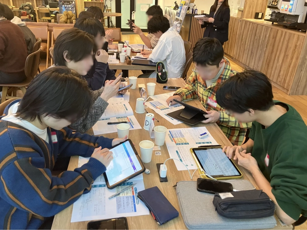 学生による共同作業