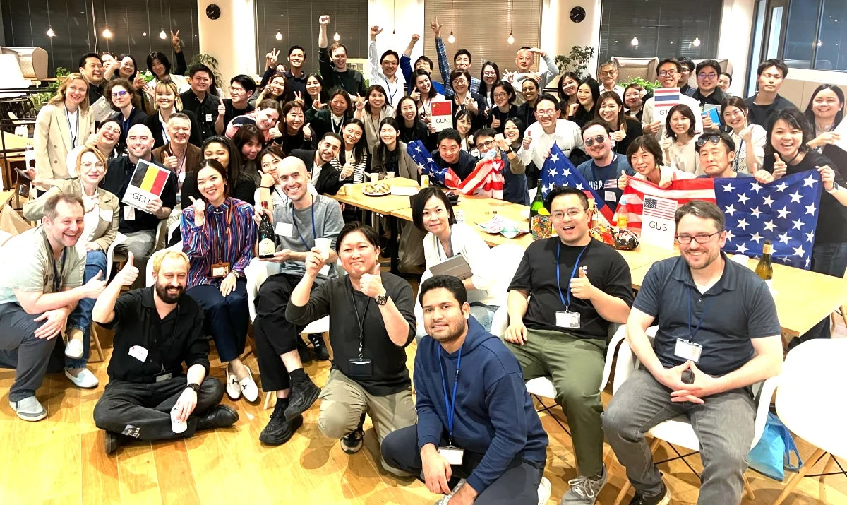 国際交流イベントの集合写真