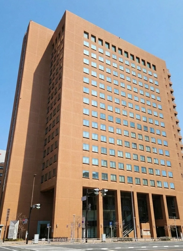 新本社のビル外観