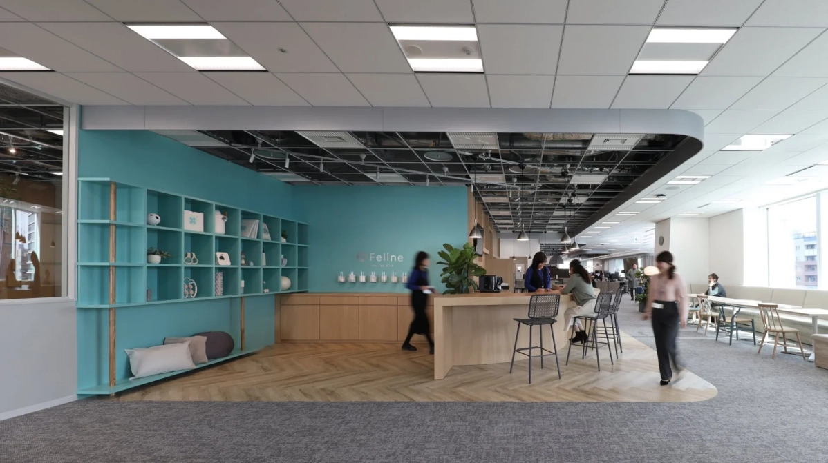 オフィス内カフェエリア