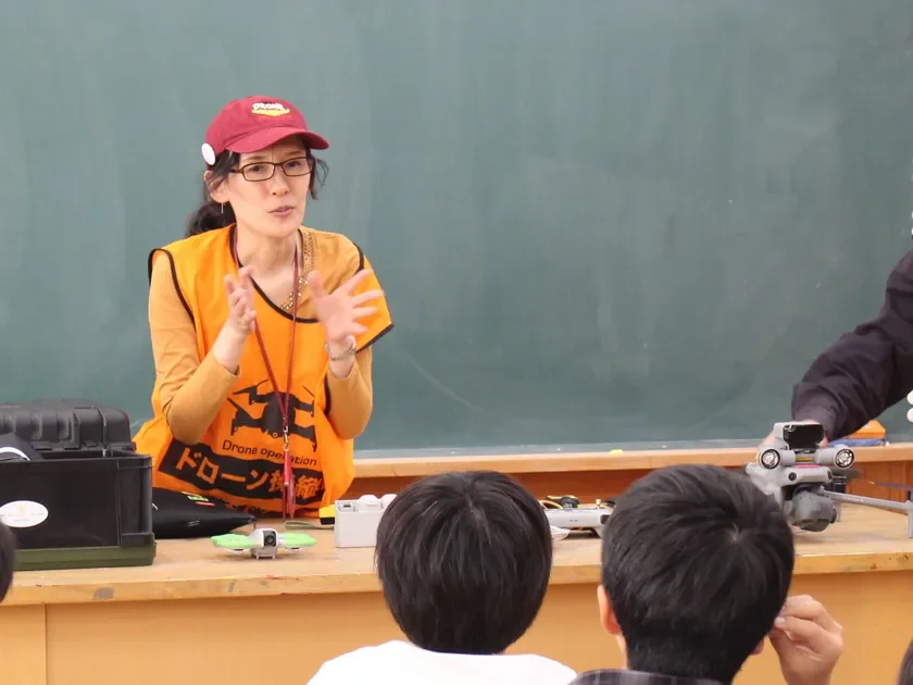 ドローン安全講習のようす