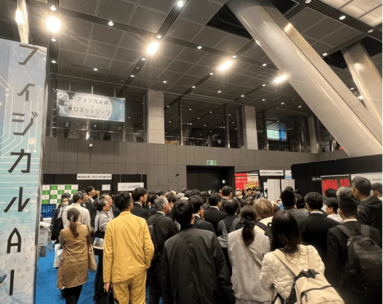 フィジカルAI・ロボットゾーンの賑わい