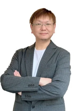 眼鏡をかけたアジア系男性のポートレート