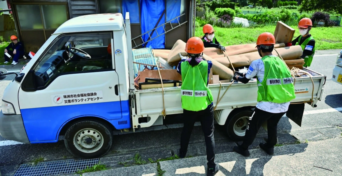 災害ボランティア活動の様子