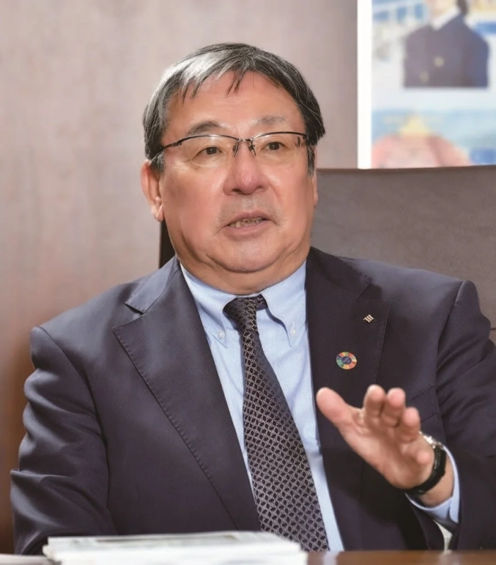 ビジネスマンのインタビュー風景