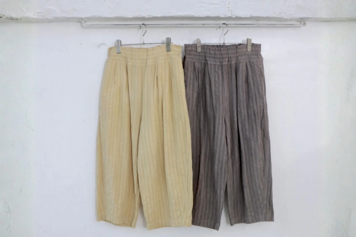 チャイ染めパンツ