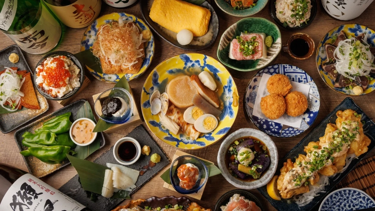 和食と日本酒のイメージ