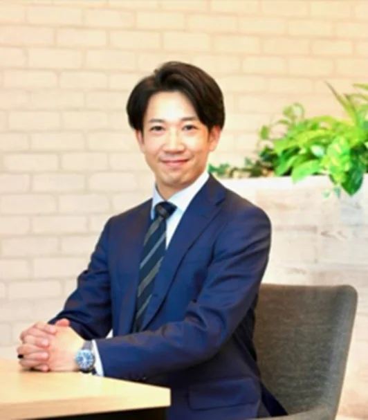 粥川 泰地氏