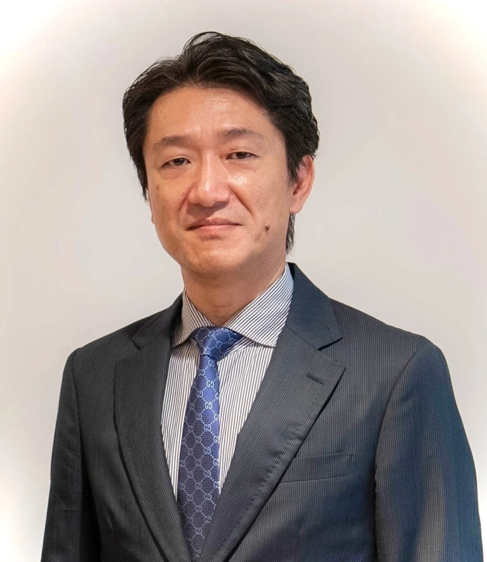 尾熨斗啓介 代表取締役