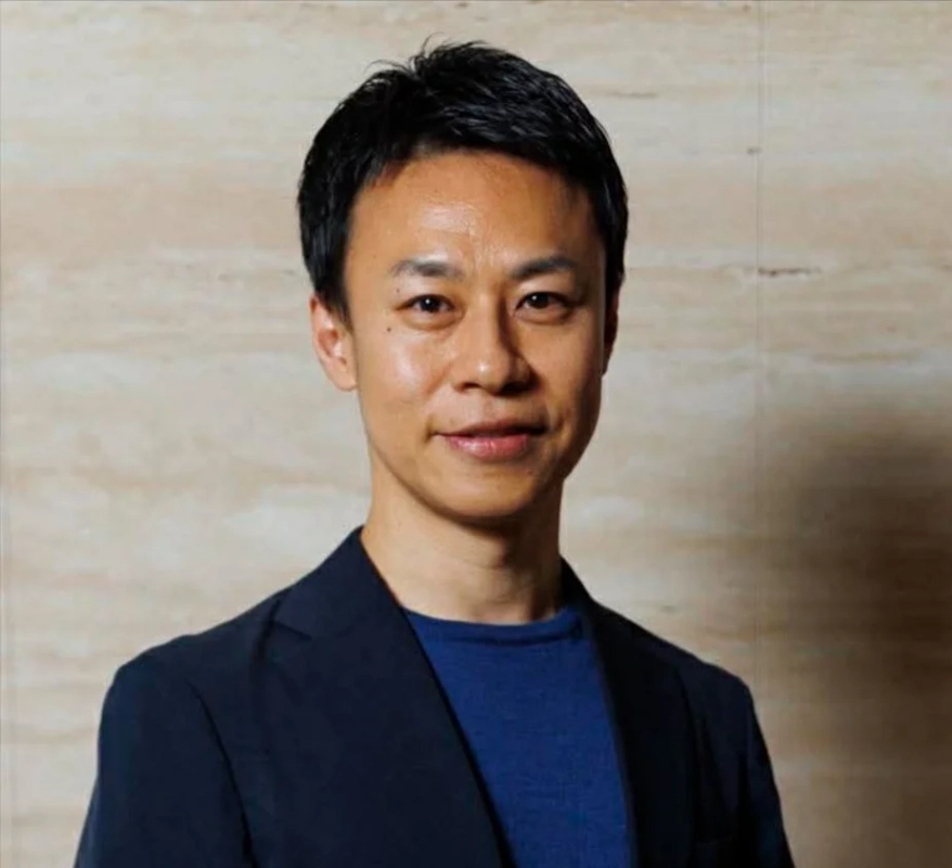 山中 哲男 氏