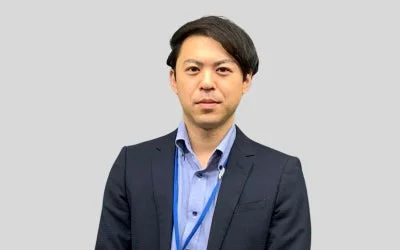 安達 圭亮 講師