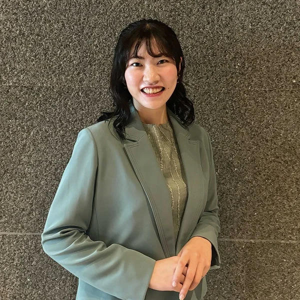 黒田瑛子氏
