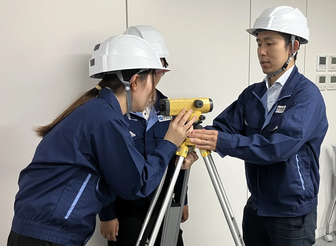測量実習の様子