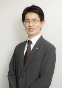弁護士 片岡 直輝