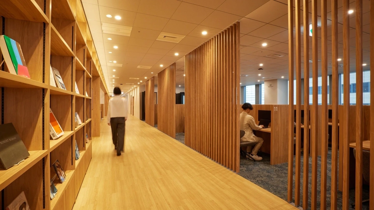 集中ワークスペース/図書館風