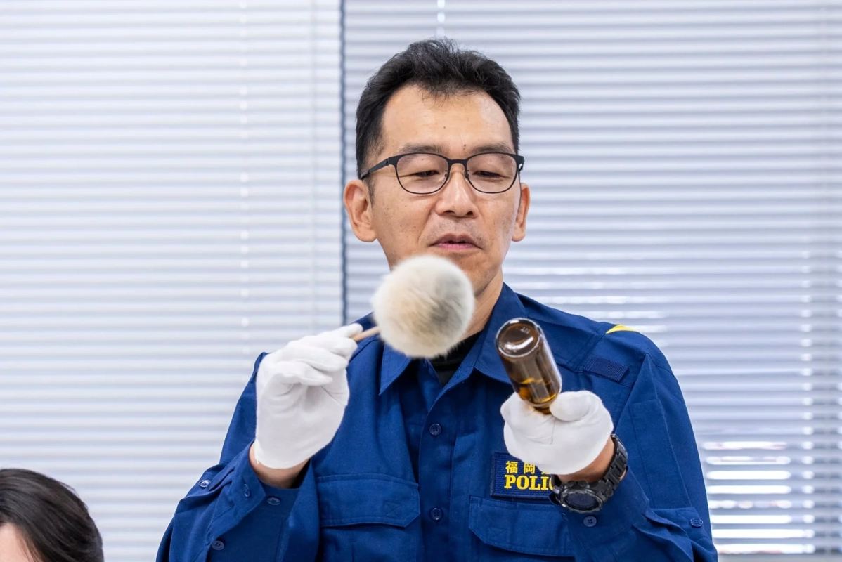 鑑識体験の様子