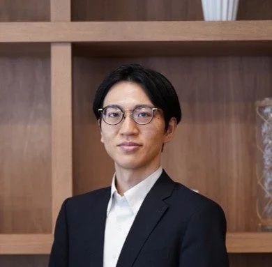 濱野 健一郎氏