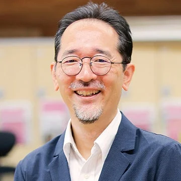 男性日本人笑顔