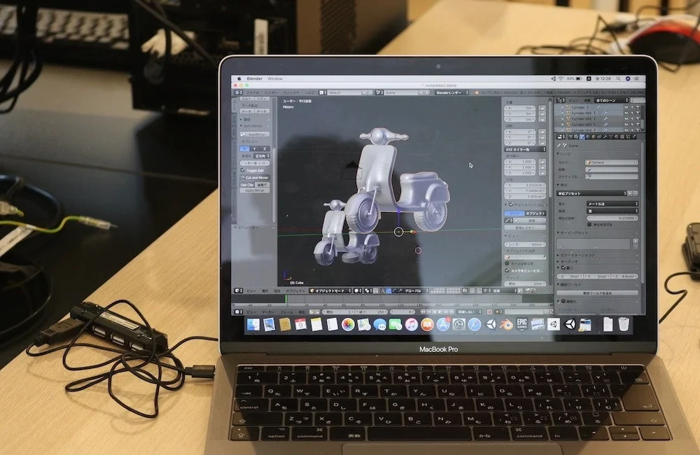MacBook ProでのBlender作業風景