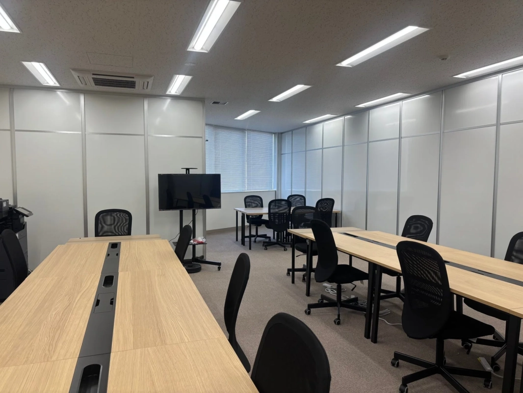 オフィスまたは会議室の様子