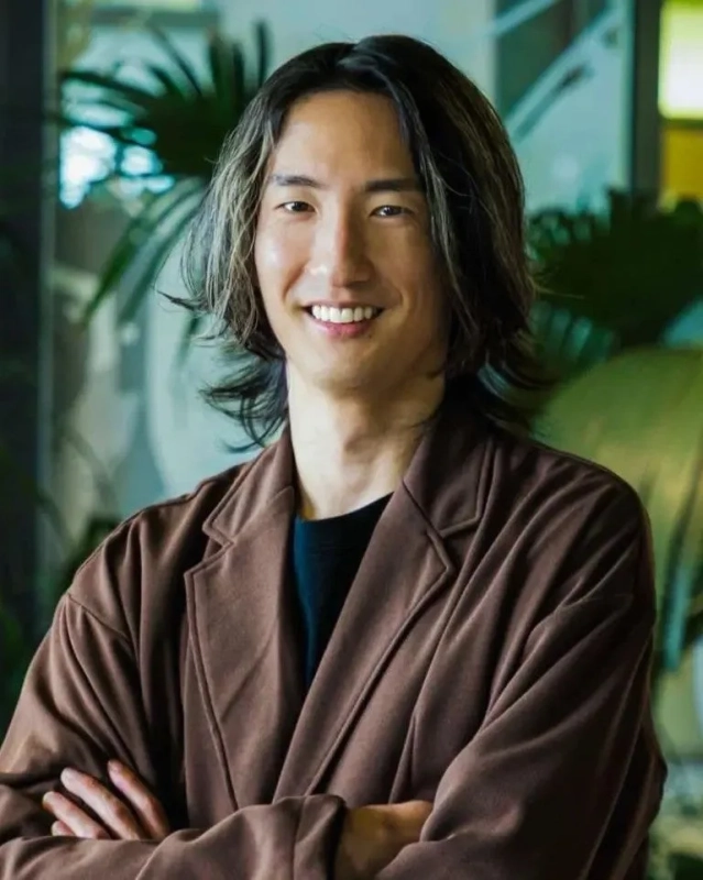 加藤 友哉 氏